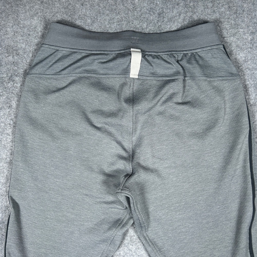 Lululemon Joggers Mens Medium Grey Engineered Warmth Athletic Running Gym - Picture 14 of 16